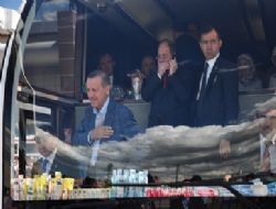 Erdoğan'a coşkulu karşılama